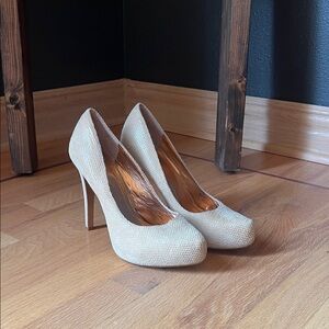 BCBGeneration Cream Textured Heels